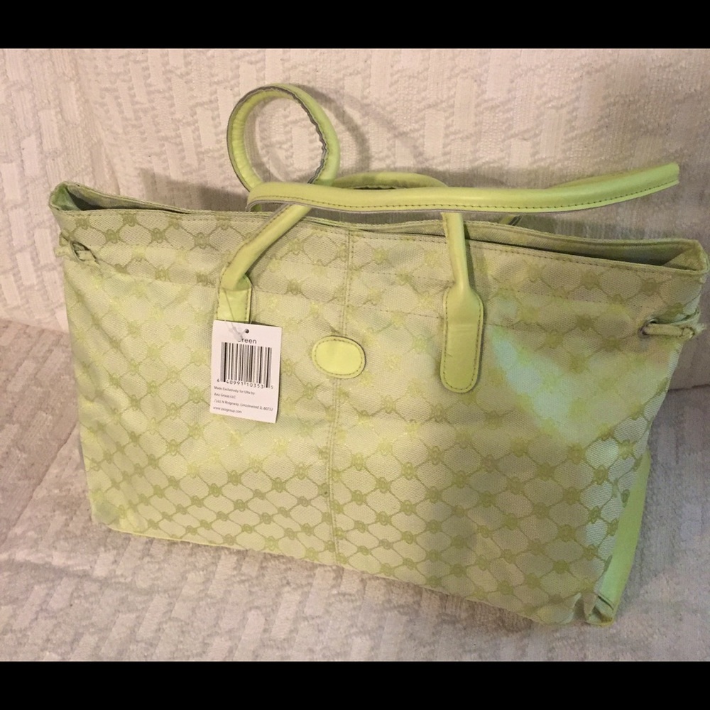 ‼️ ULTA, NWT! Lime Green Handbag/Tote. FUN!!! - Picture 2 of 9